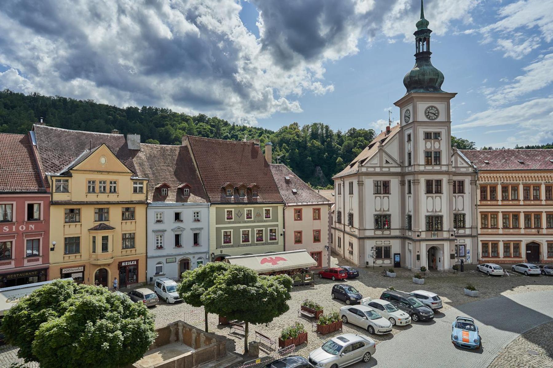 Pension Ulrika - Ubytovani Pod Hradem Loket Exterior foto